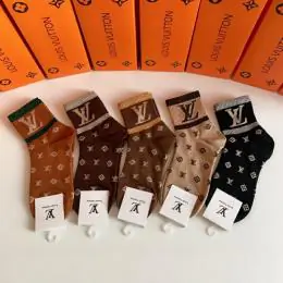 louis vuitton lv chaussettes s_1233017